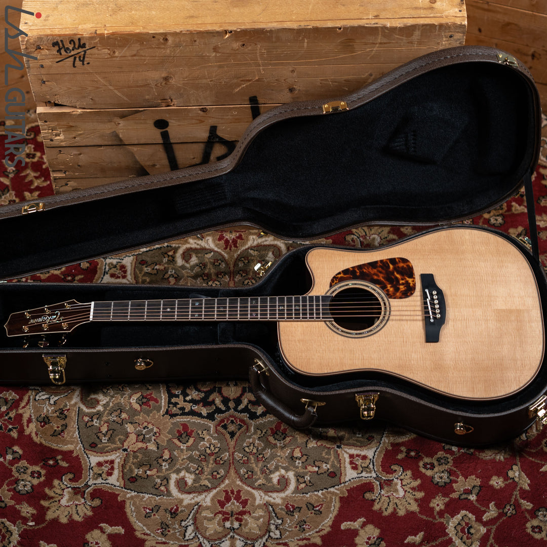 Takamine P7DC Dreadnought Acoustic Guitar Natural