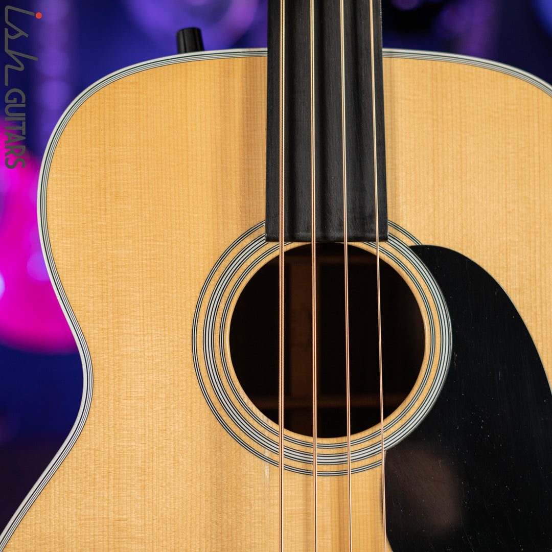 1991 Martin B40 Fretless Acoustic-Electric Bass
