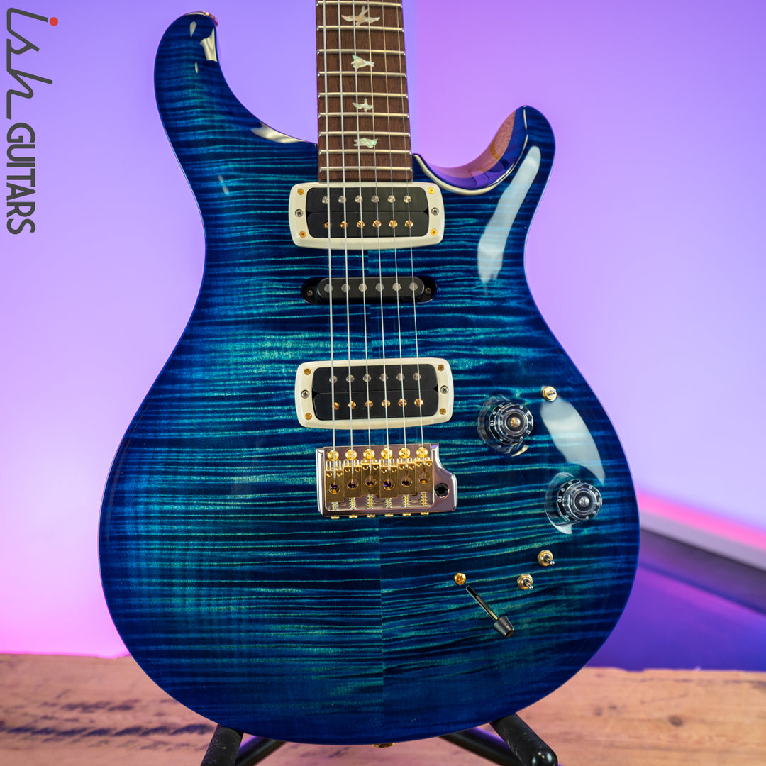 PRS Experience  Modern Eagle V Custom Color River Blue Burst 10 Top