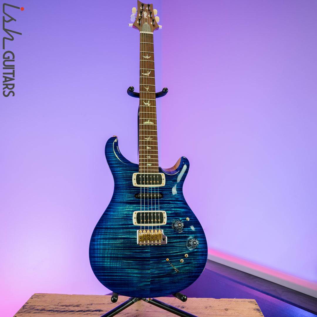 PRS Experience  Modern Eagle V Custom Color River Blue Burst 10 Top