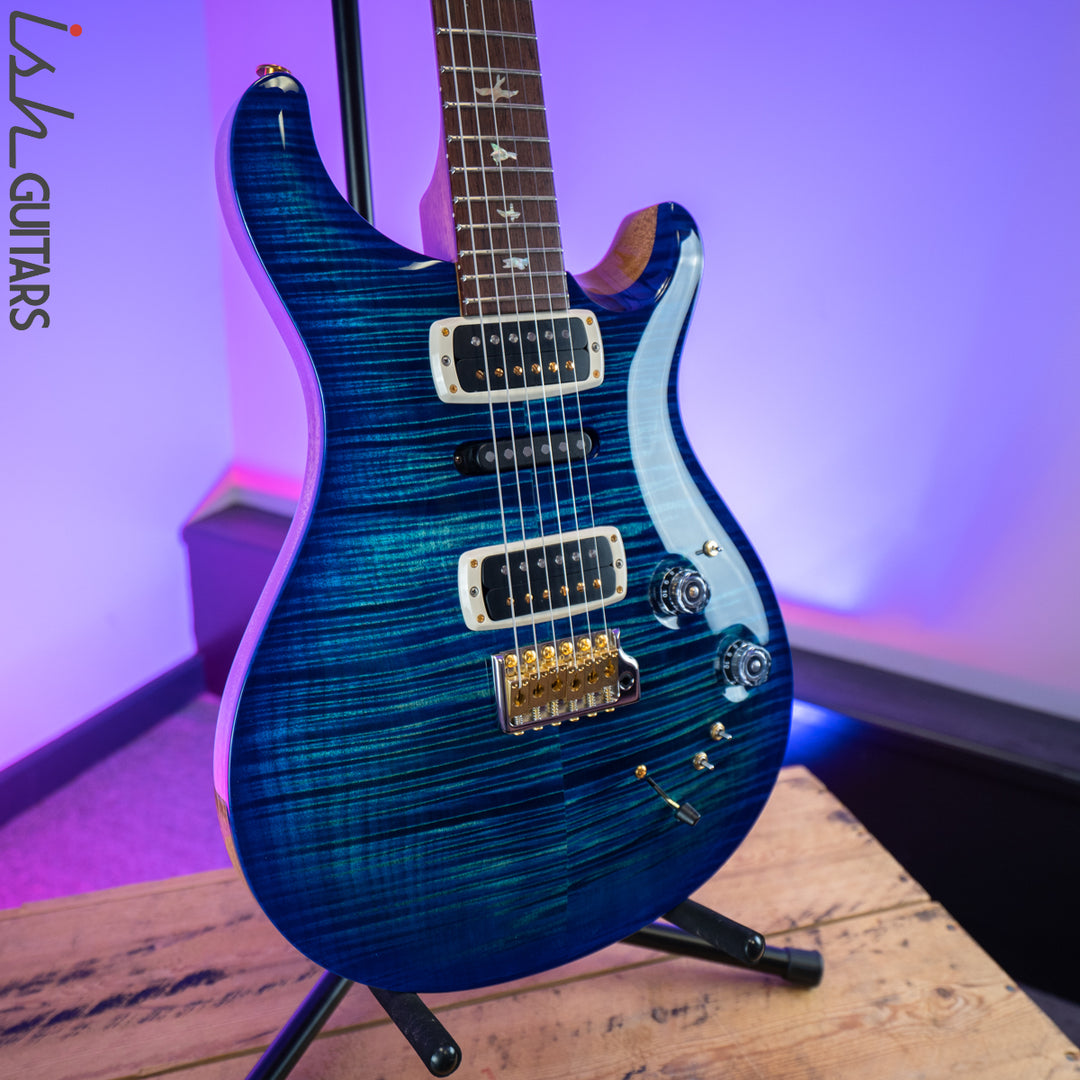 PRS Experience  Modern Eagle V Custom Color River Blue Burst 10 Top