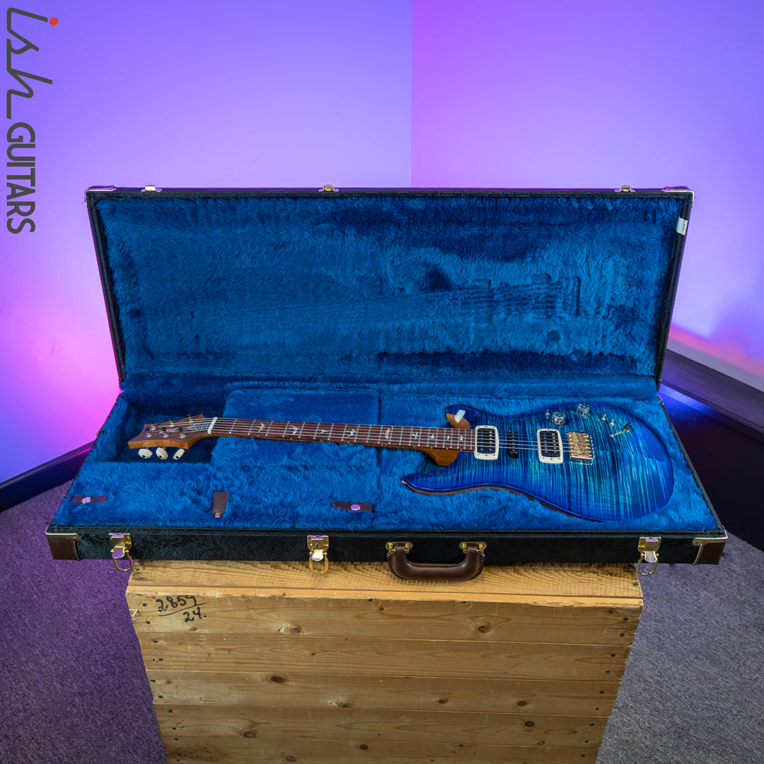 PRS Experience  Modern Eagle V Custom Color River Blue Burst 10 Top