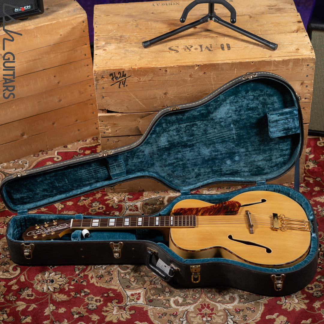 1940s Harmony Cremona Archtop Natural