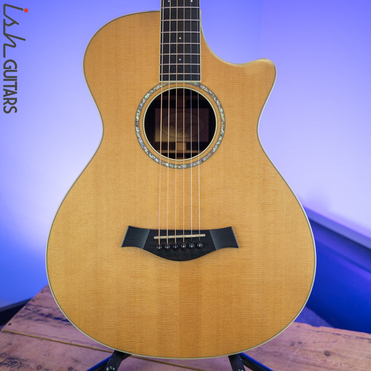 2010 Taylor 12-Fret Grand Concert Acoustic Electric Guitar