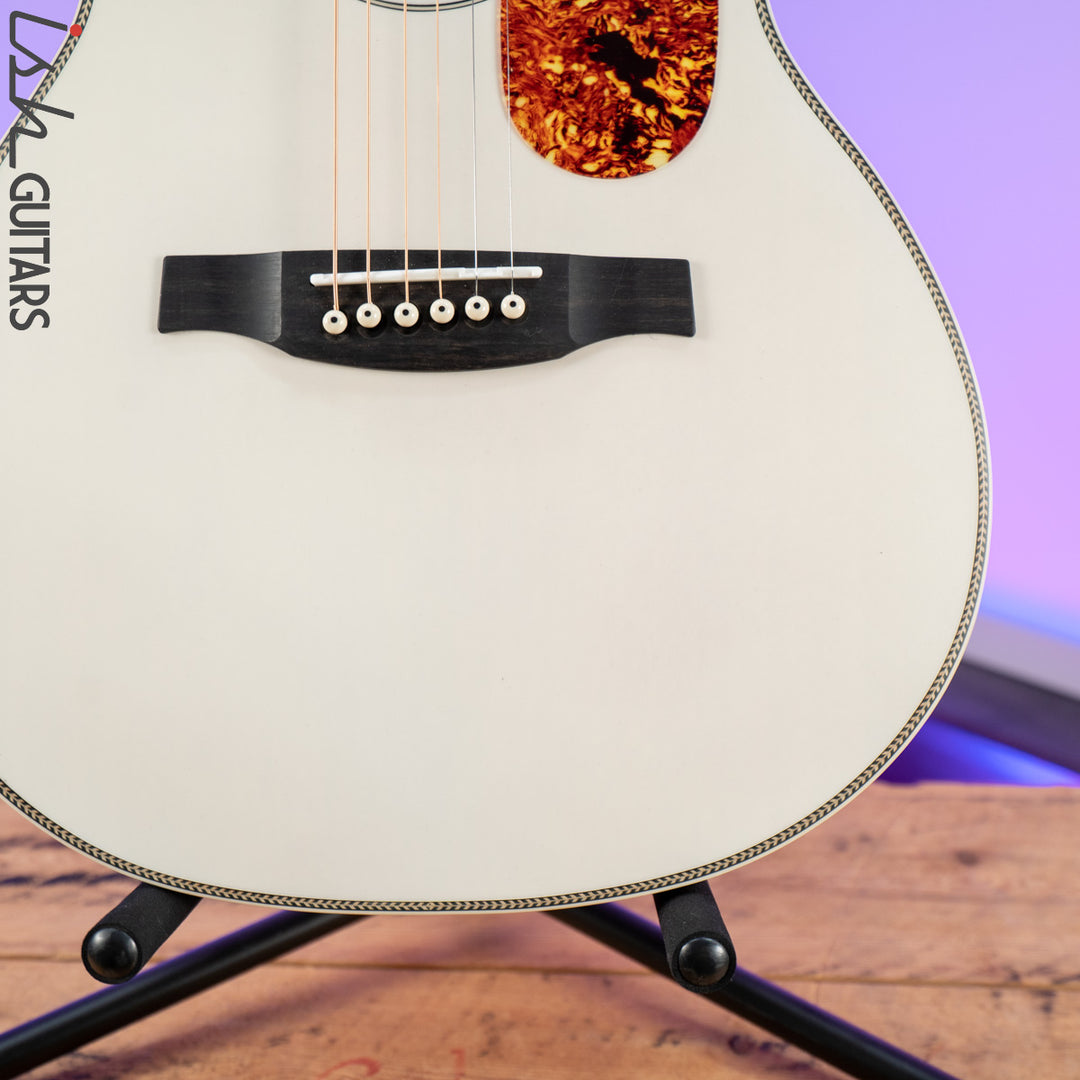 PRS SE P20E Parlor Antique White Limited Edition Demo