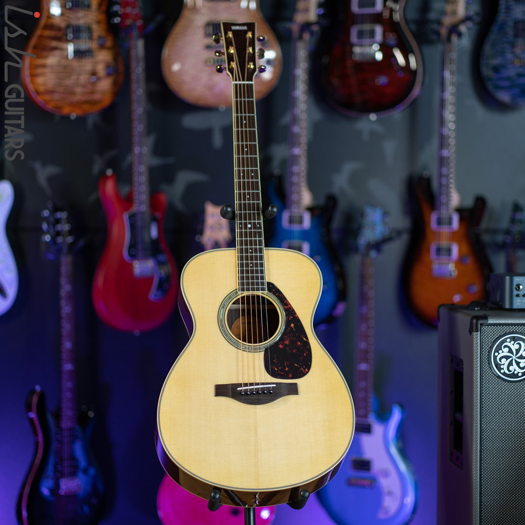 2020 Yamaha LS6 Natural Spruce
