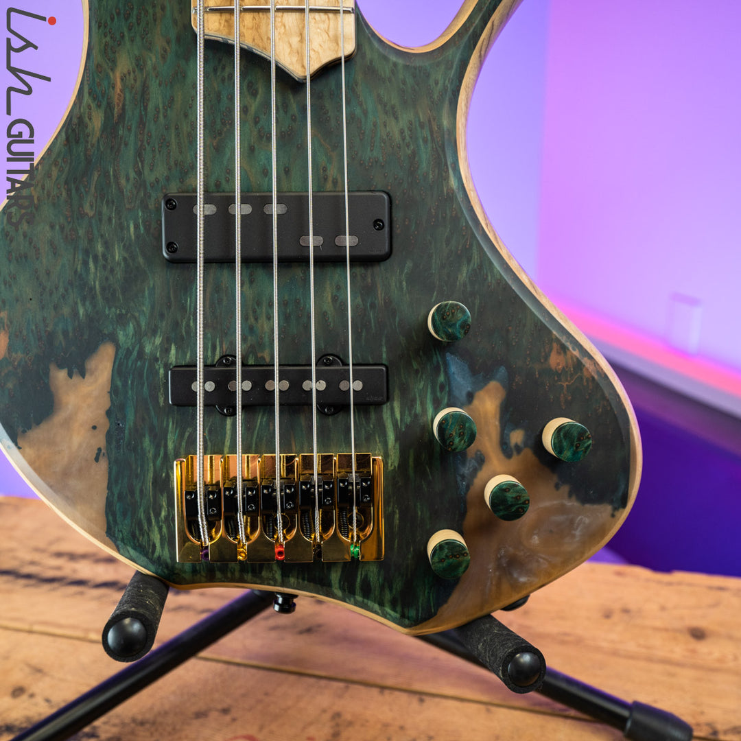Divinity Oracle by Benavente Singlecut 5 String Bass Guitar