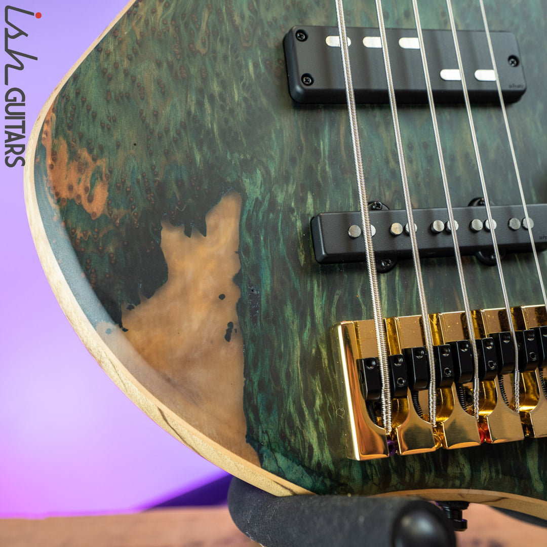 Divinity Oracle by Benavente Singlecut 5 String Bass Guitar