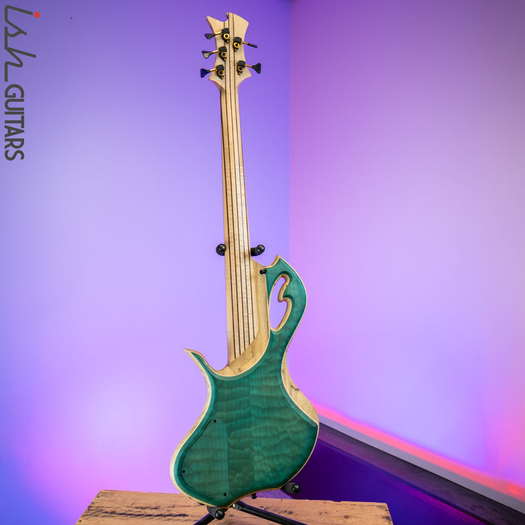 Divinity Oracle by Benavente Singlecut 5 String Bass Guitar – Ish