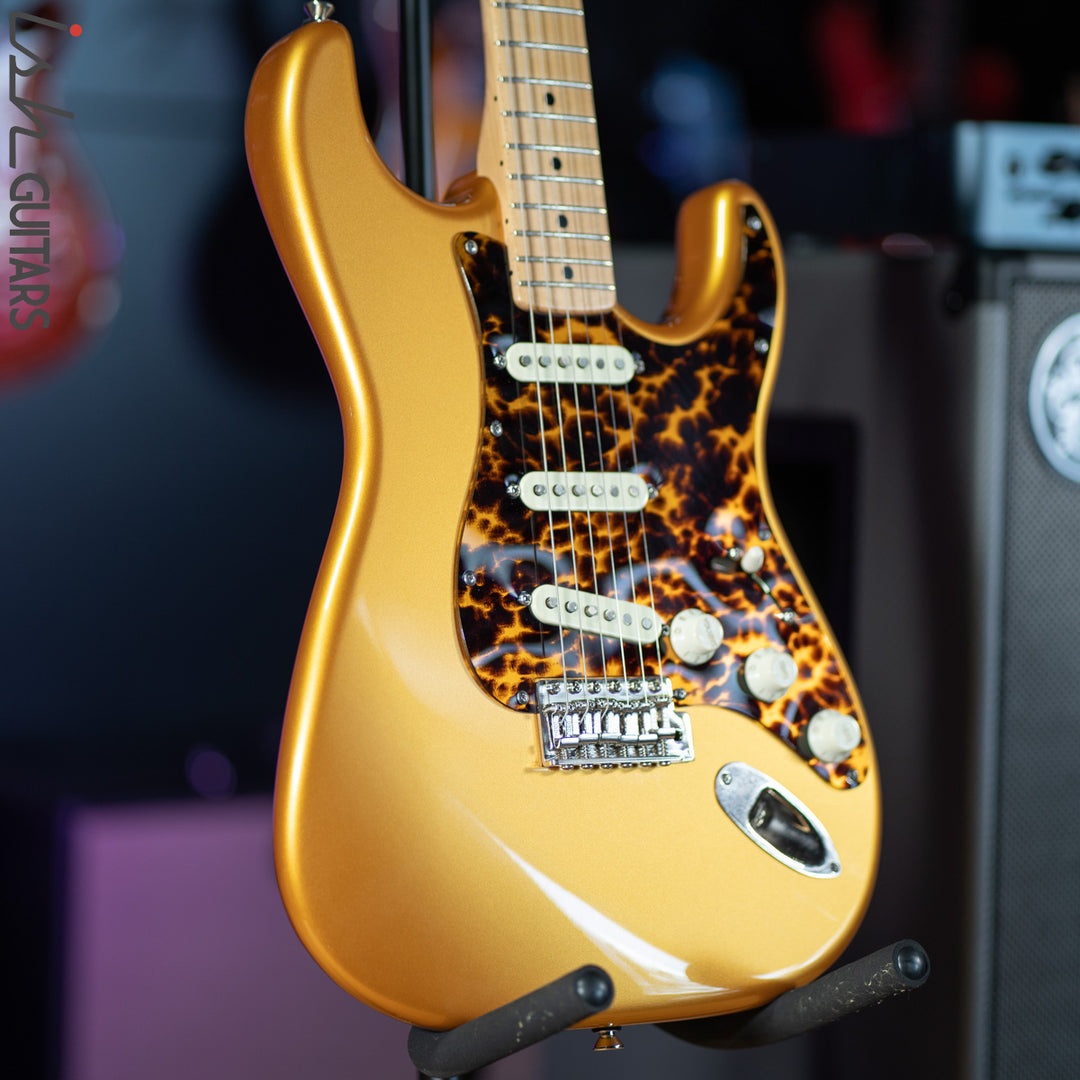 2011 D’Pergo 10th Anniversary Strat 5 of 12