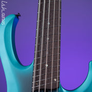 Ibanez BTB605MS Multi-Scale 5-String Bass Cerulean Aura Burst Matte Demo