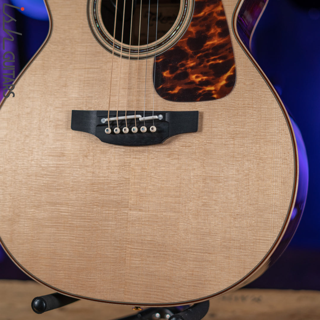 Takamine P7NC Acoustic-Electric Guitar Natural