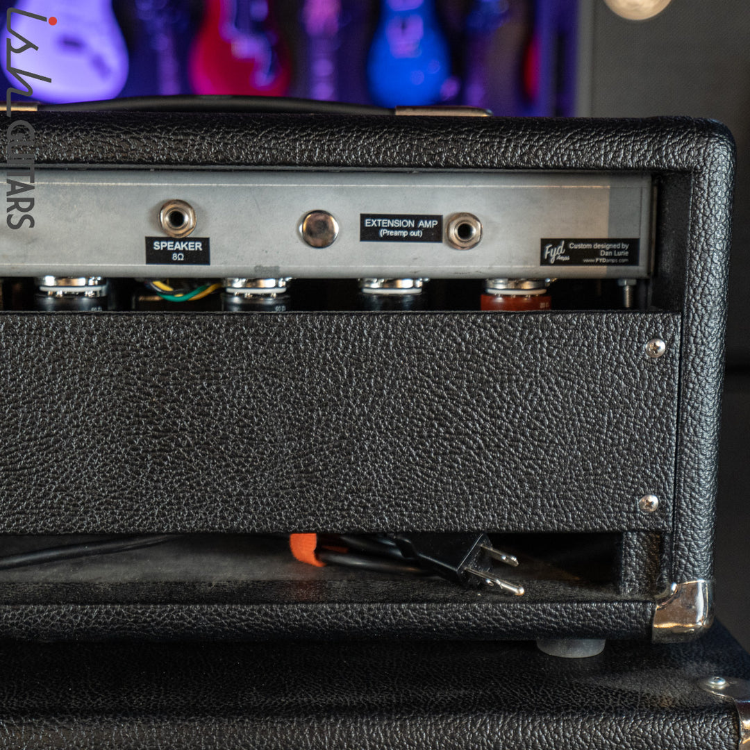 FYD B-Bass B-15 Flip Top Style Bass Amp and 1x15 cab