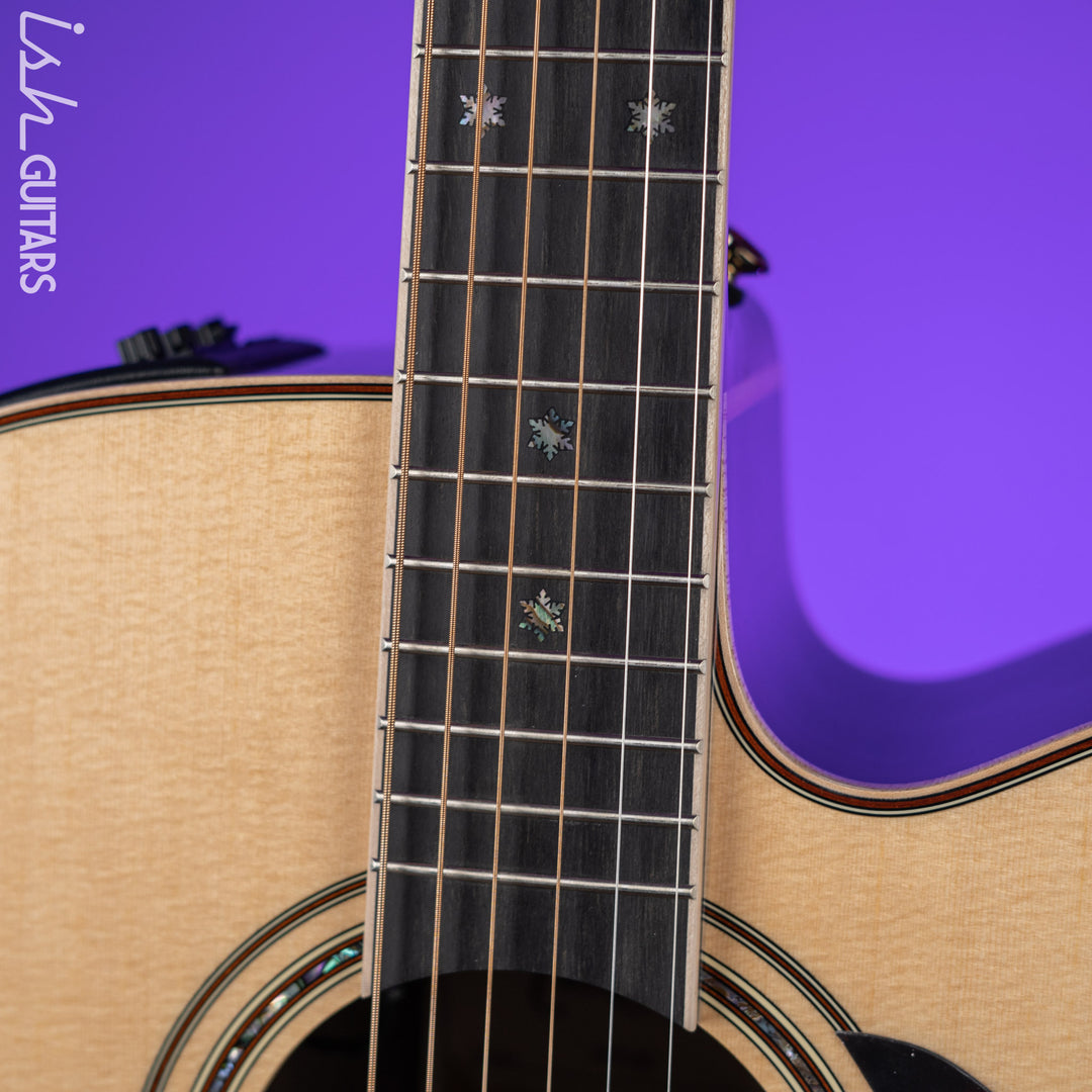 Takamine P7JC Jumbo Cutaway Acoustic-Electric Guitar Natural