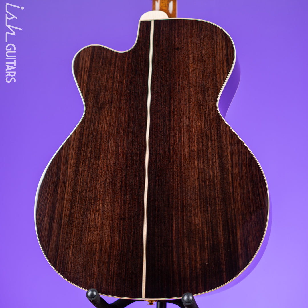 Takamine P7JC Jumbo Cutaway Acoustic-Electric Guitar Natural