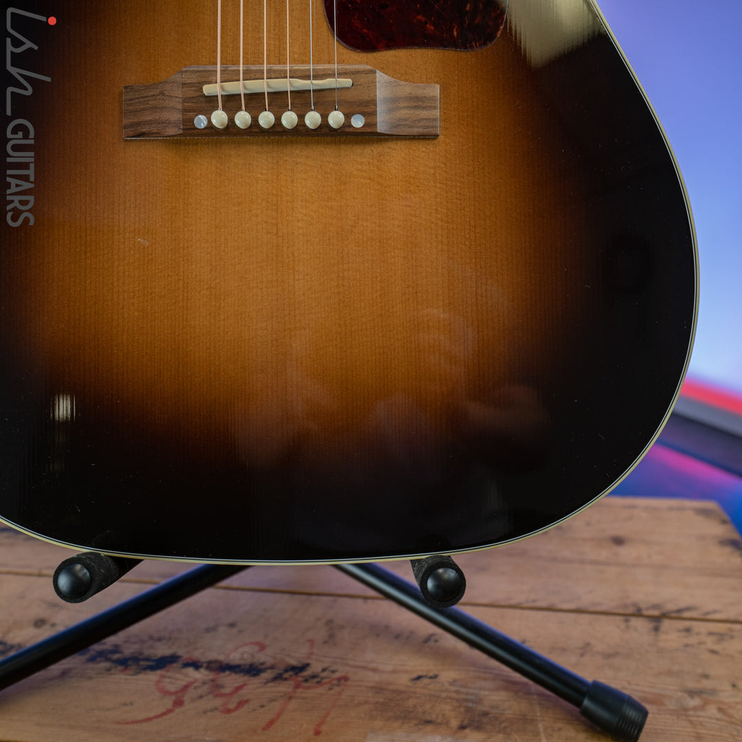 Gibson J-45 Standard