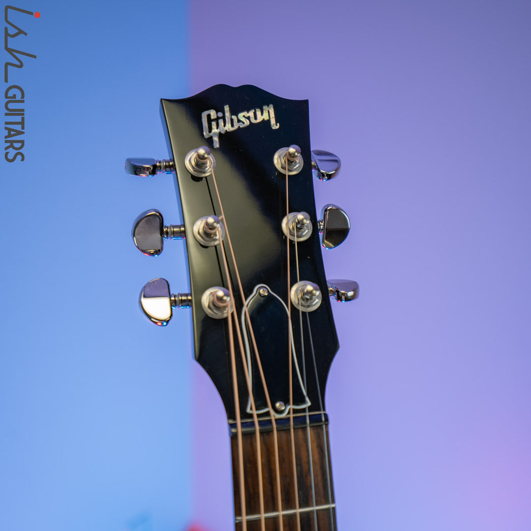 Gibson J-45 Standard