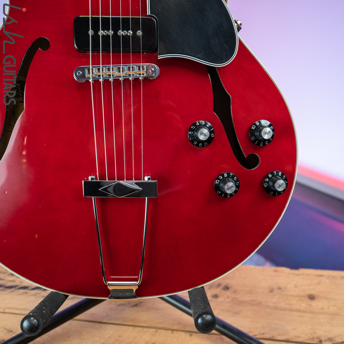 1995 Gibson ES-135 Cherry – Ish Guitars