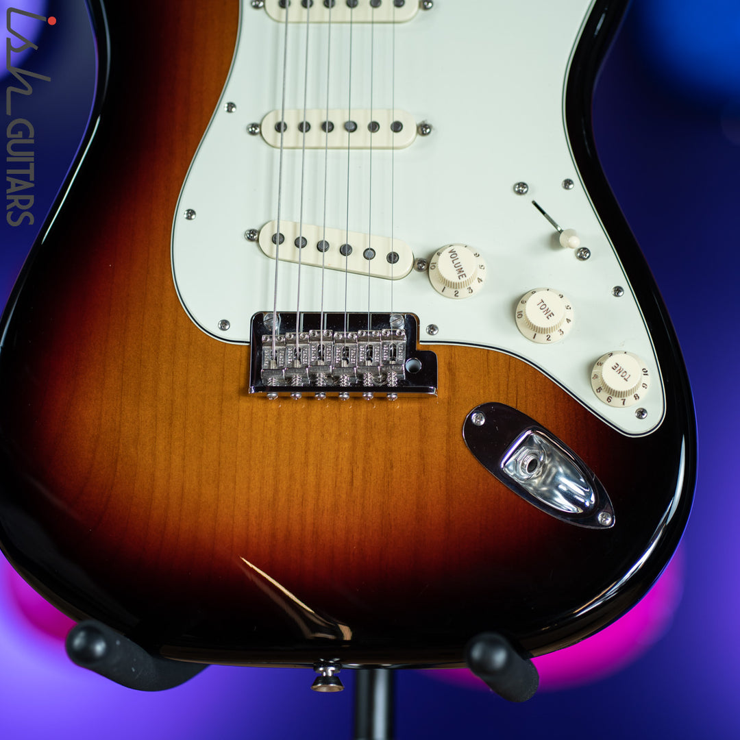 2018 Fender American Professional Stratocaster Burst