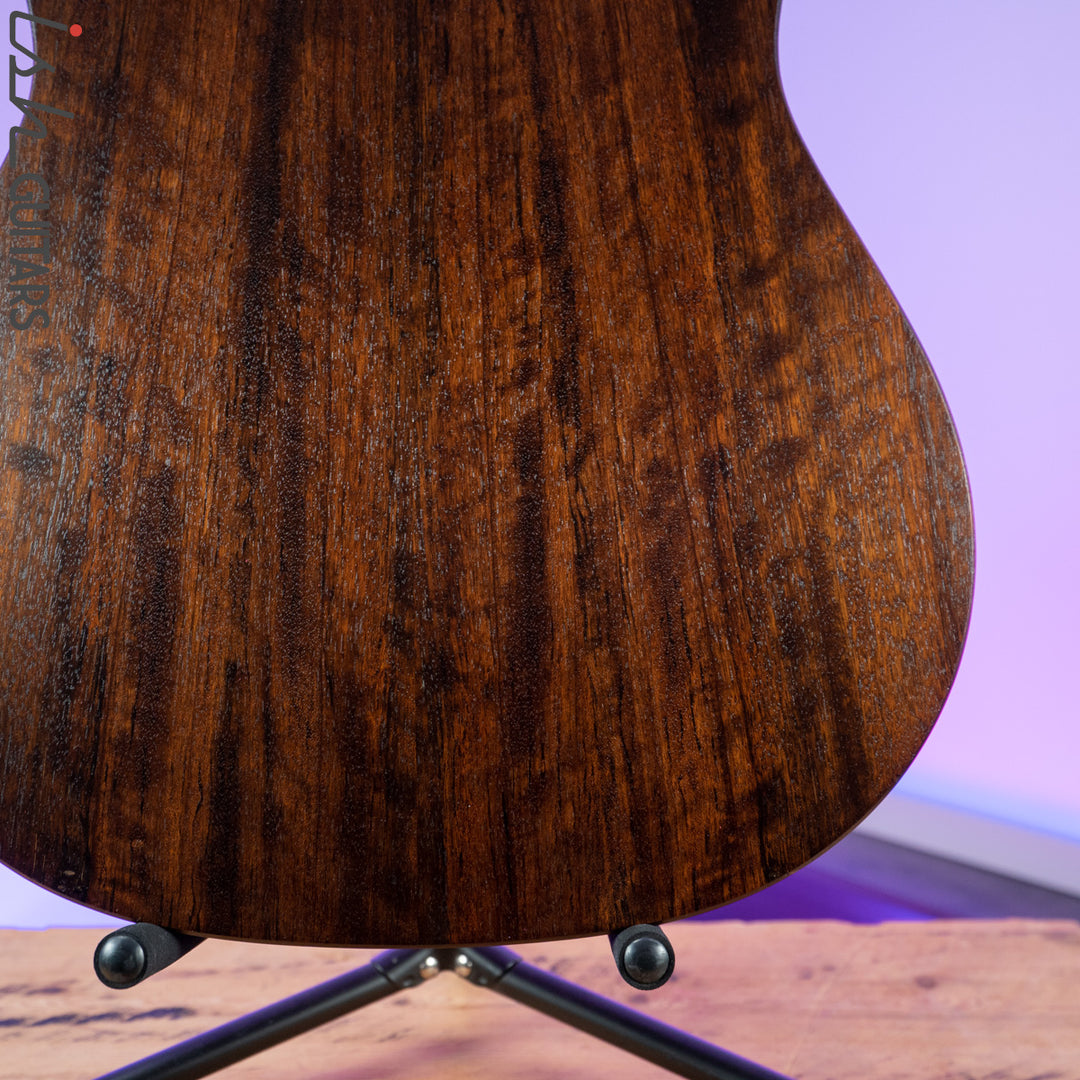 Taylor AD17e Ovangkol/Spruce