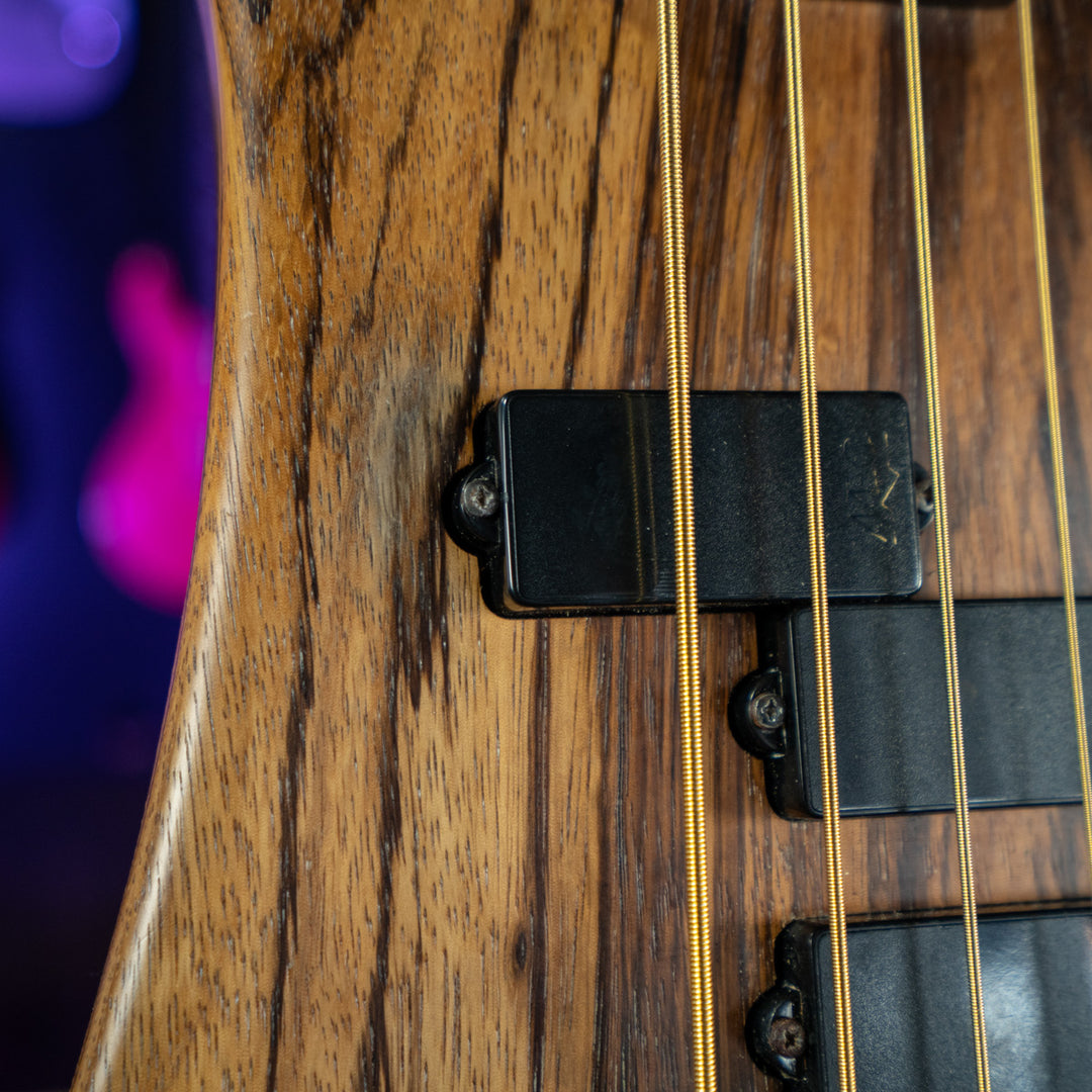 2003 Warwick Buzzard “Entwistle” Bass
