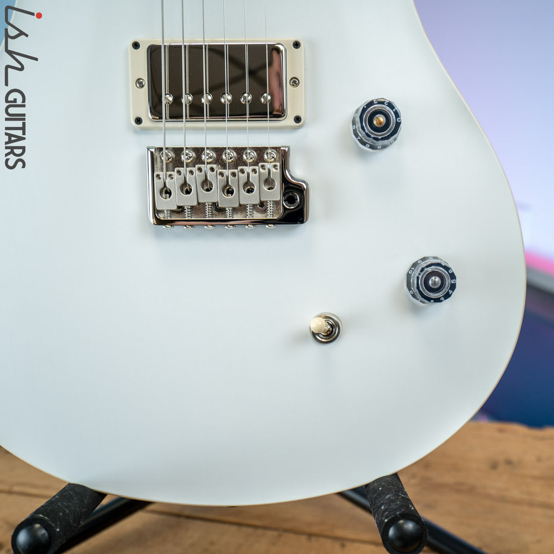 PRS CE 24 Satin Nitro 57/08 Ebony Fretboard Jet White
