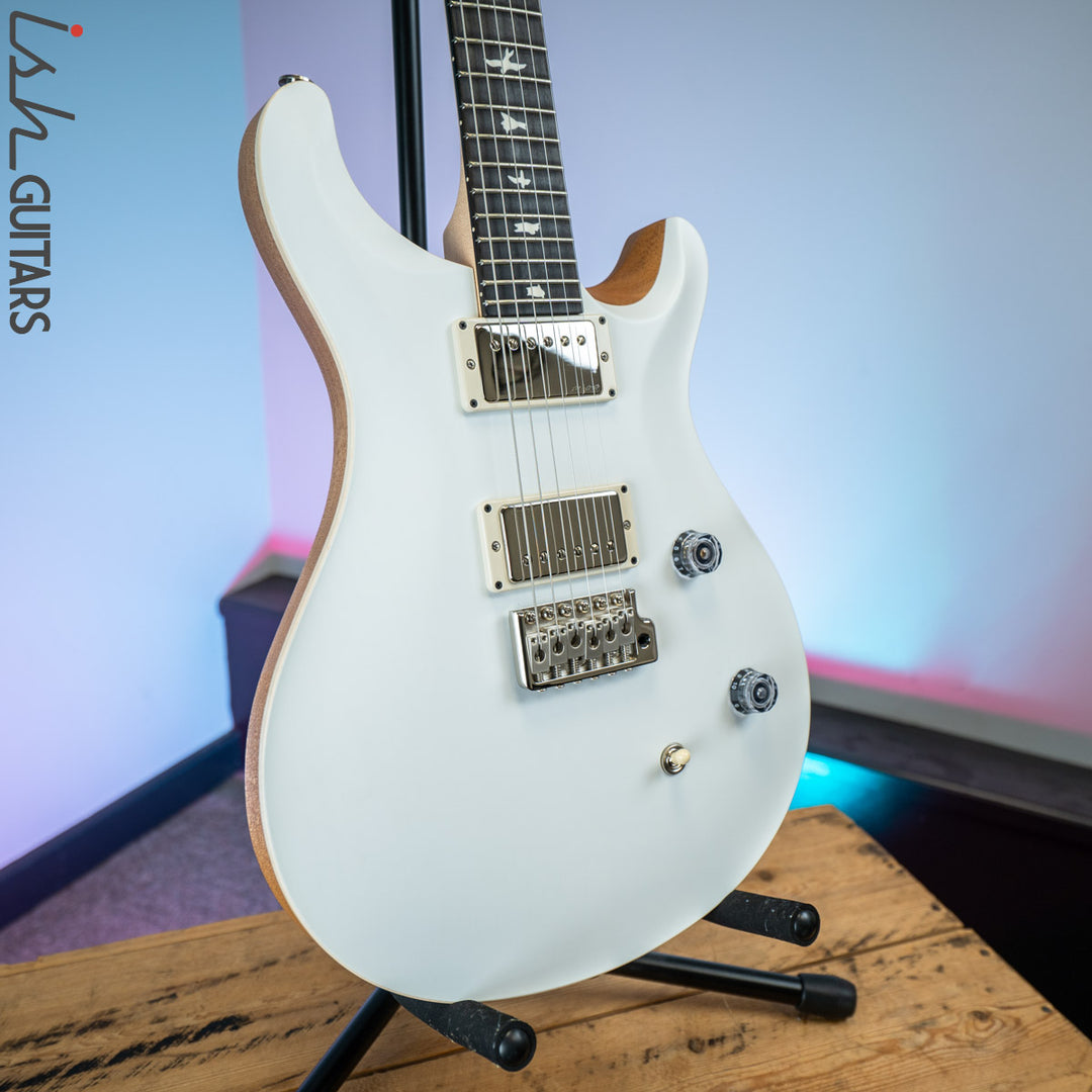 PRS CE 24 Satin Nitro 57/08 Ebony Fretboard Jet White