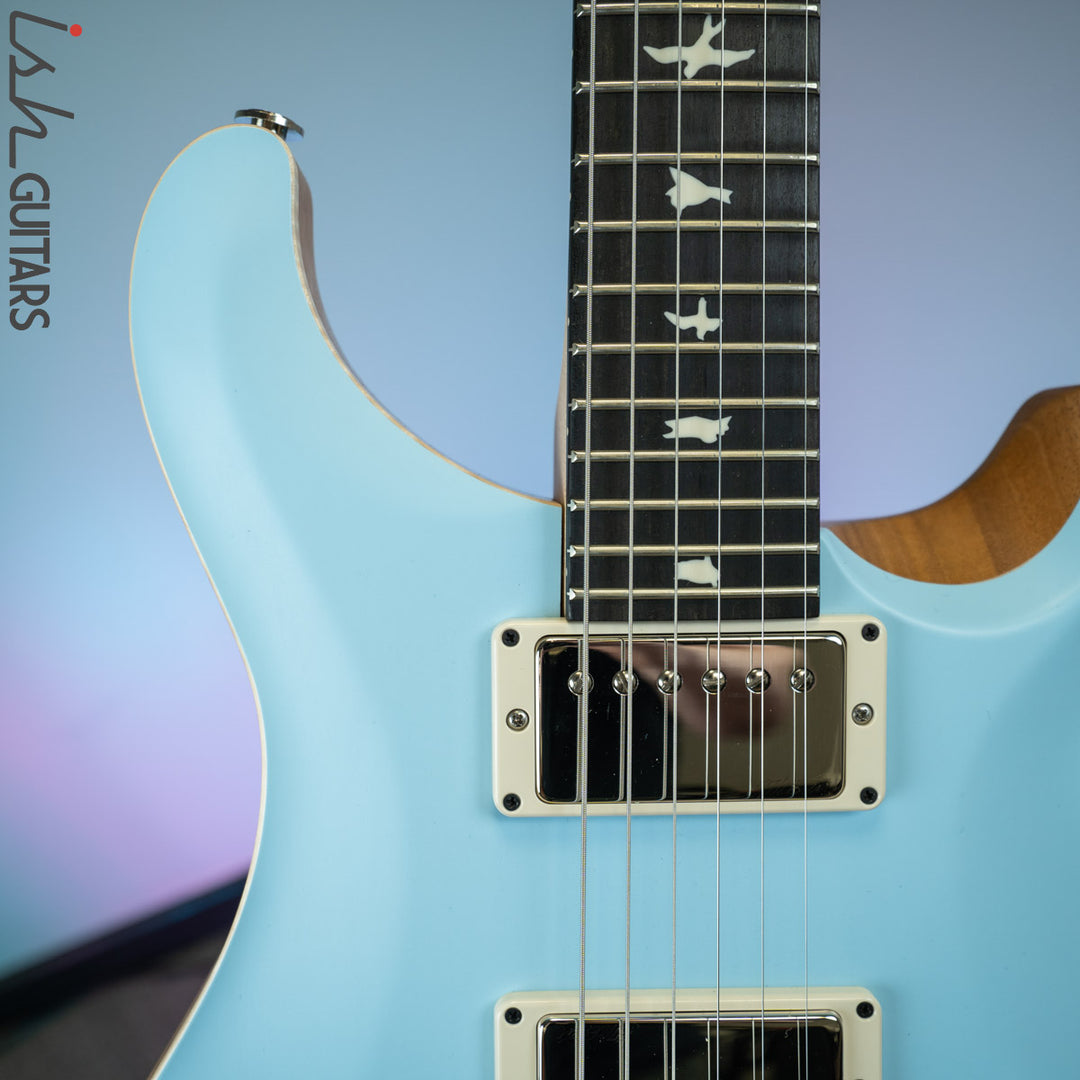 PRS CE 24 Satin Nitro 57/08 Ebony Fretboard Powder Blue