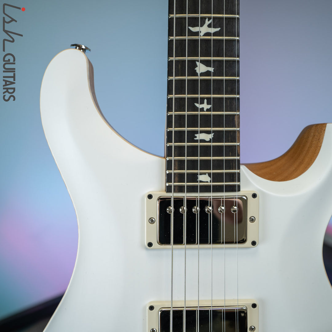 PRS CE 24 Satin Nitro 57/08 Ebony Fretboard Jet White