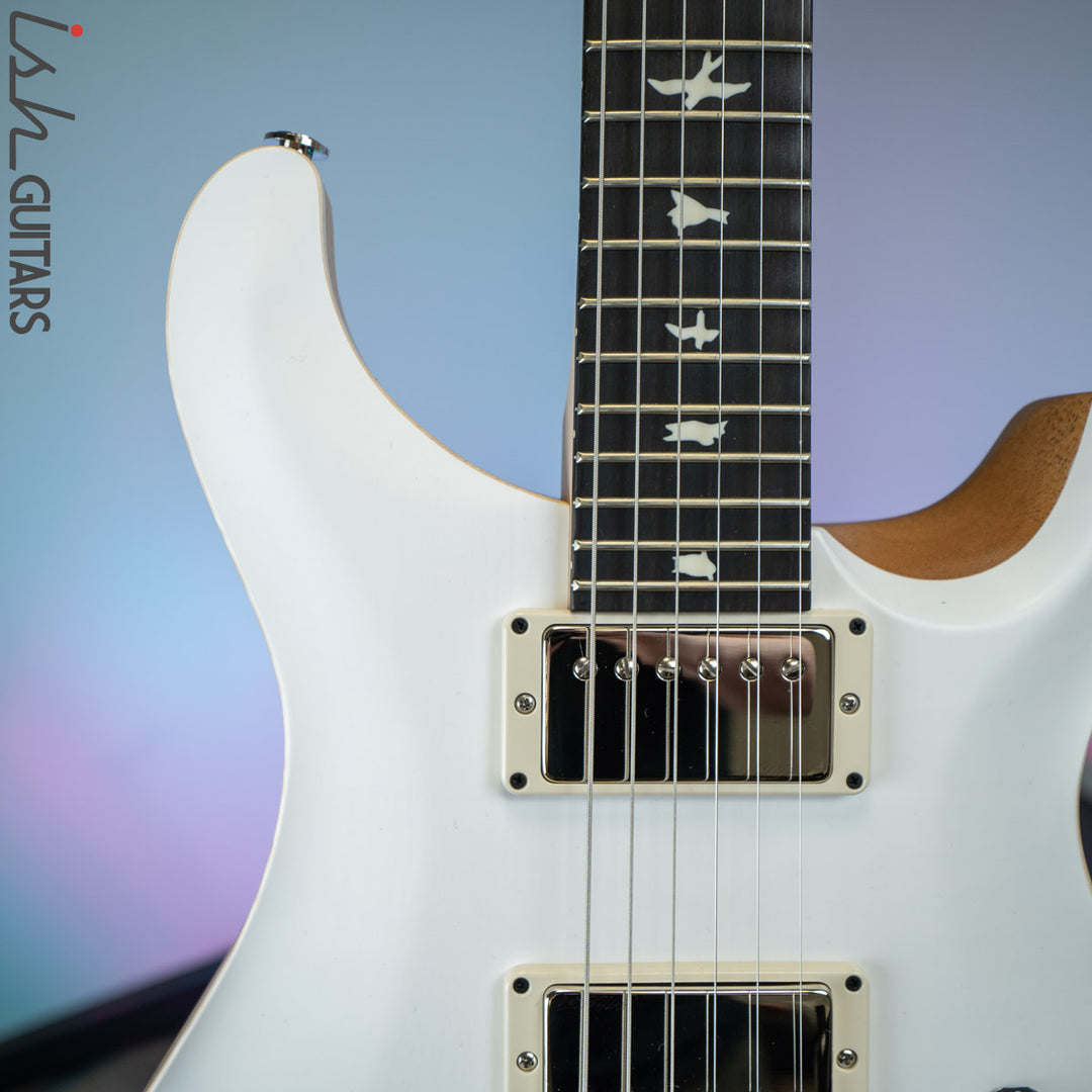 PRS CE 24 Satin Nitro 57/08 Ebony Fretboard Jet White