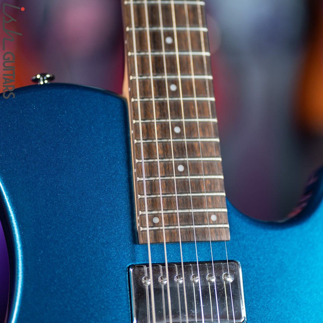 Relish Guitars Trinity Metallic Blue