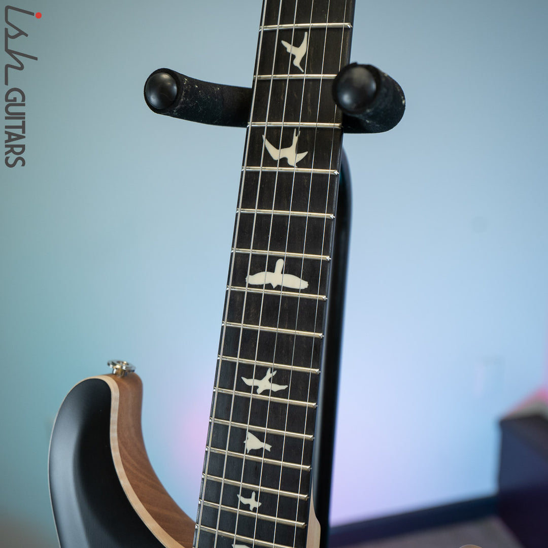 PRS CE 24 Satin Nitro 57/08 Ebony Fretboard Black