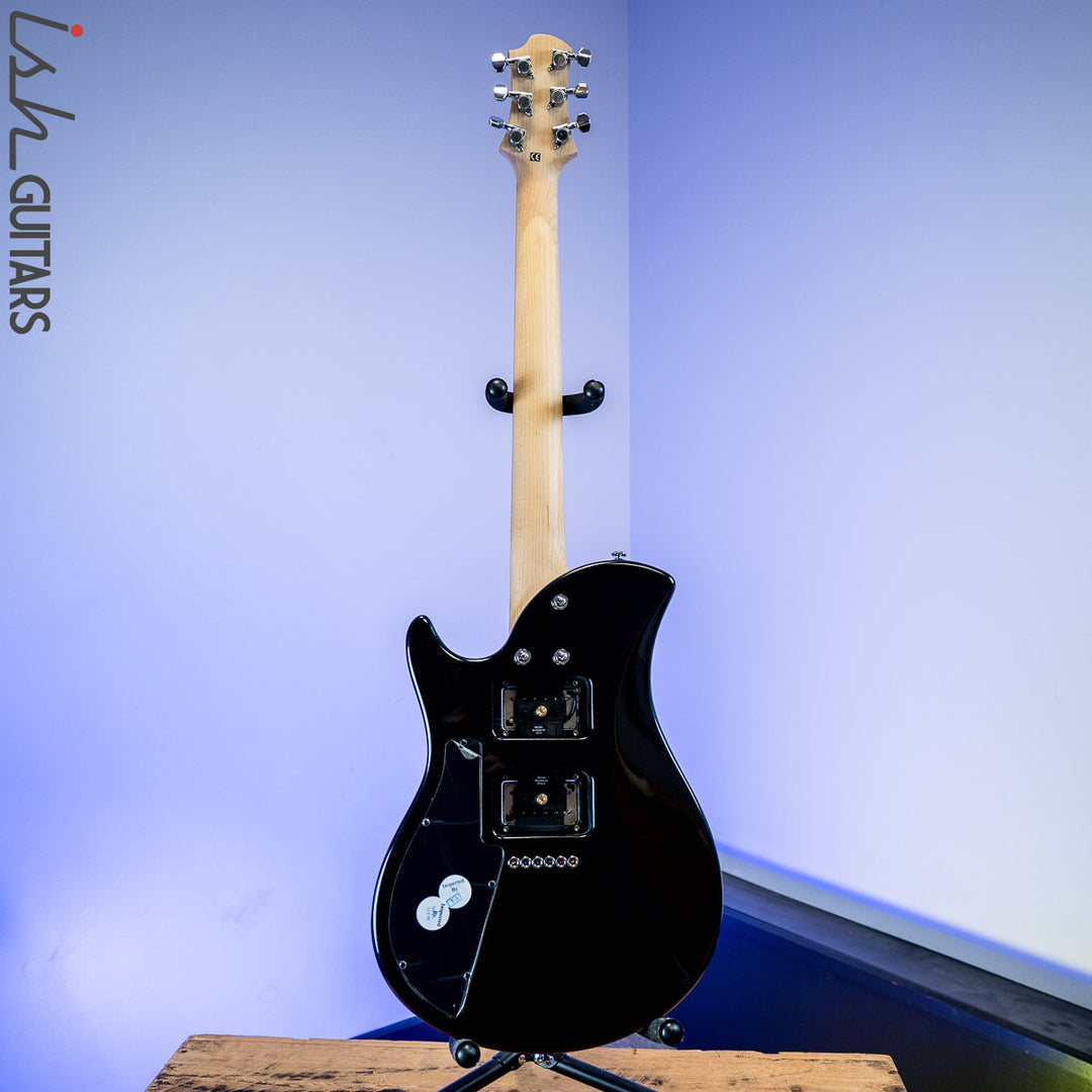 Trinity by Relish Metallic Black