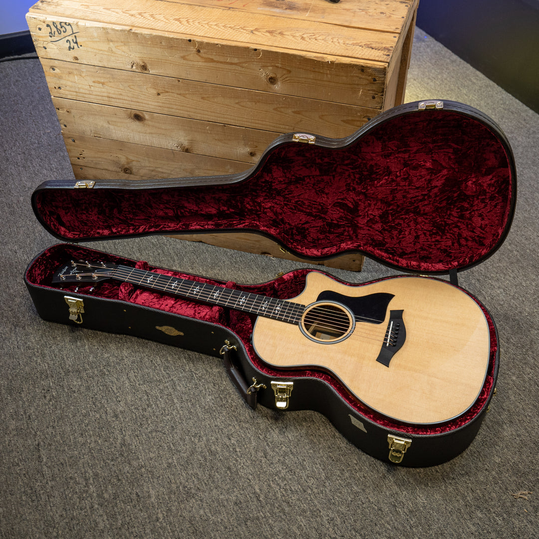 Taylor E14ce LTD Grand Auditorium Spruce/ Striped Ebony