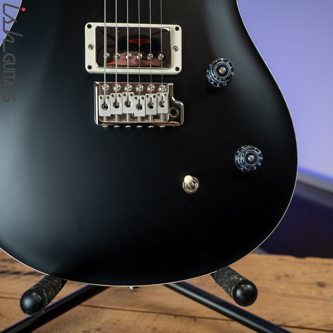 PRS CE 24 Satin Nitro 57/08 Ebony Fretboard Black