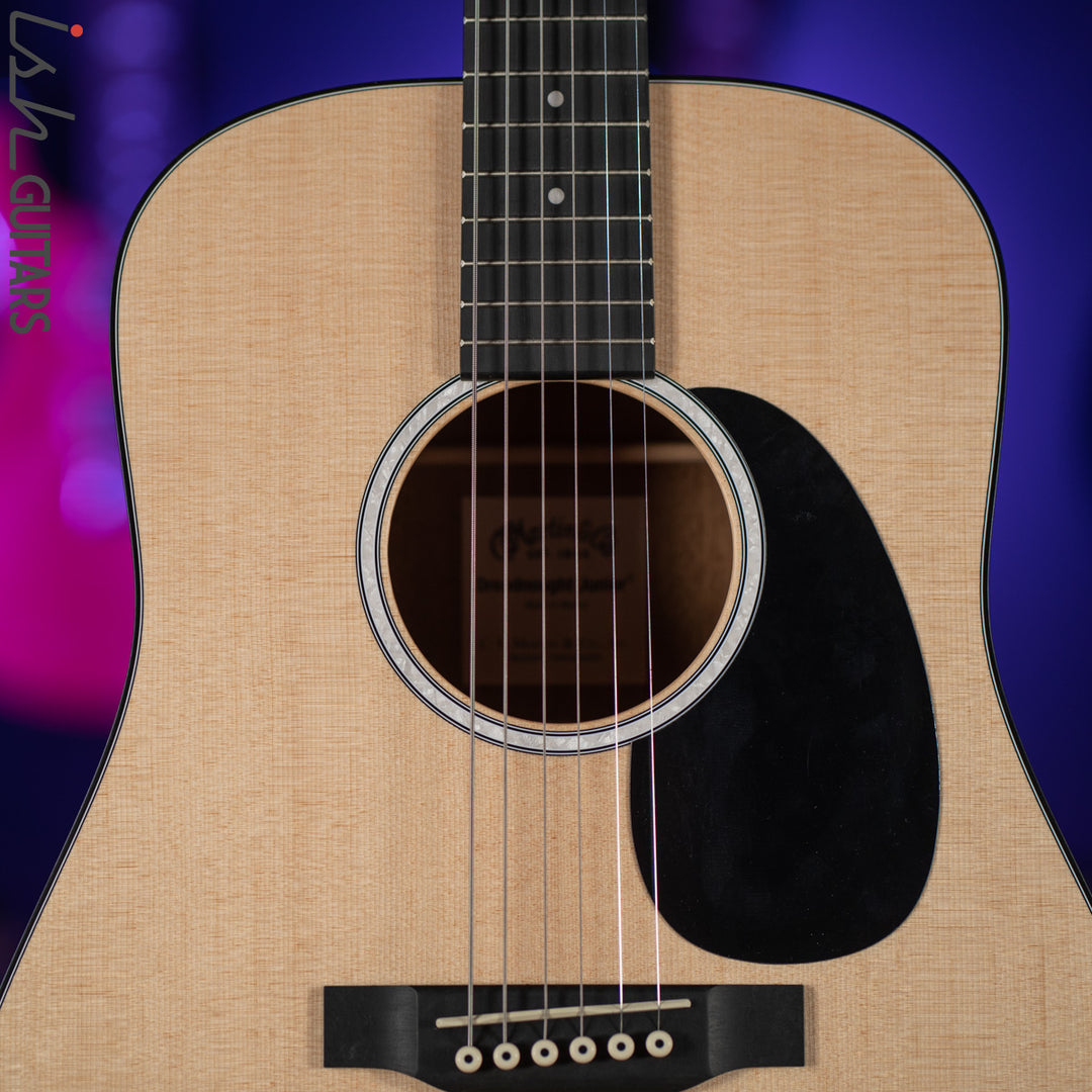 Martin DJr-10 Dreadnought Junior Acoustic Guitar Natural Sitka