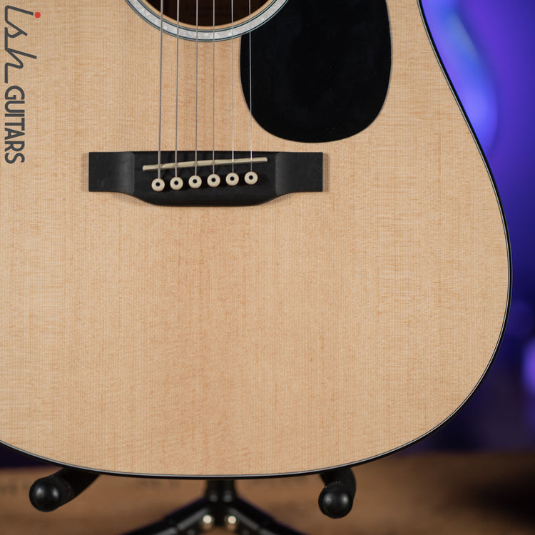 Martin DJr-10 Dreadnought Junior Acoustic Guitar Natural Sitka – Ish Guitars