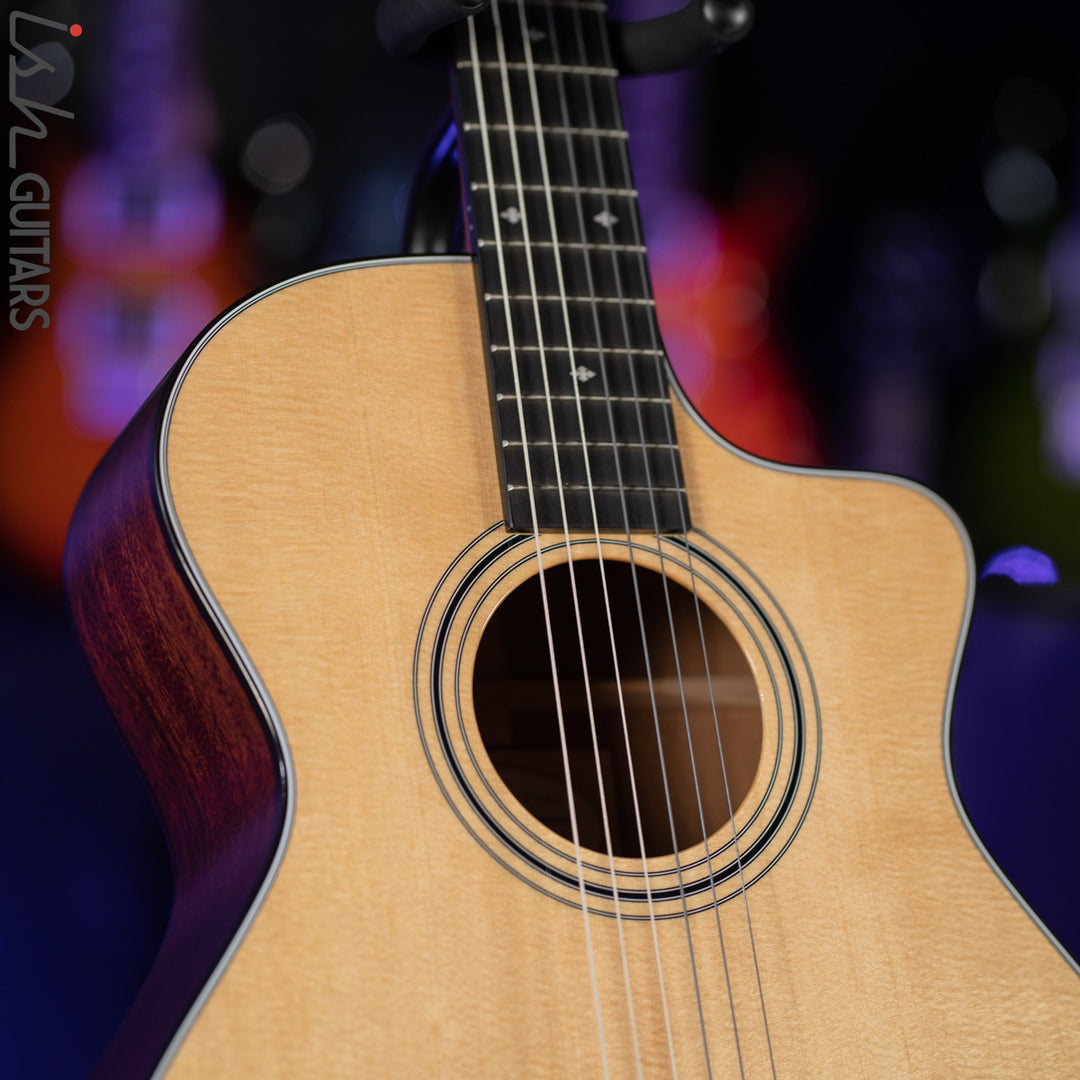 2016 Taylor 312CE-N Nylon String Acoustic-Electric Guitar