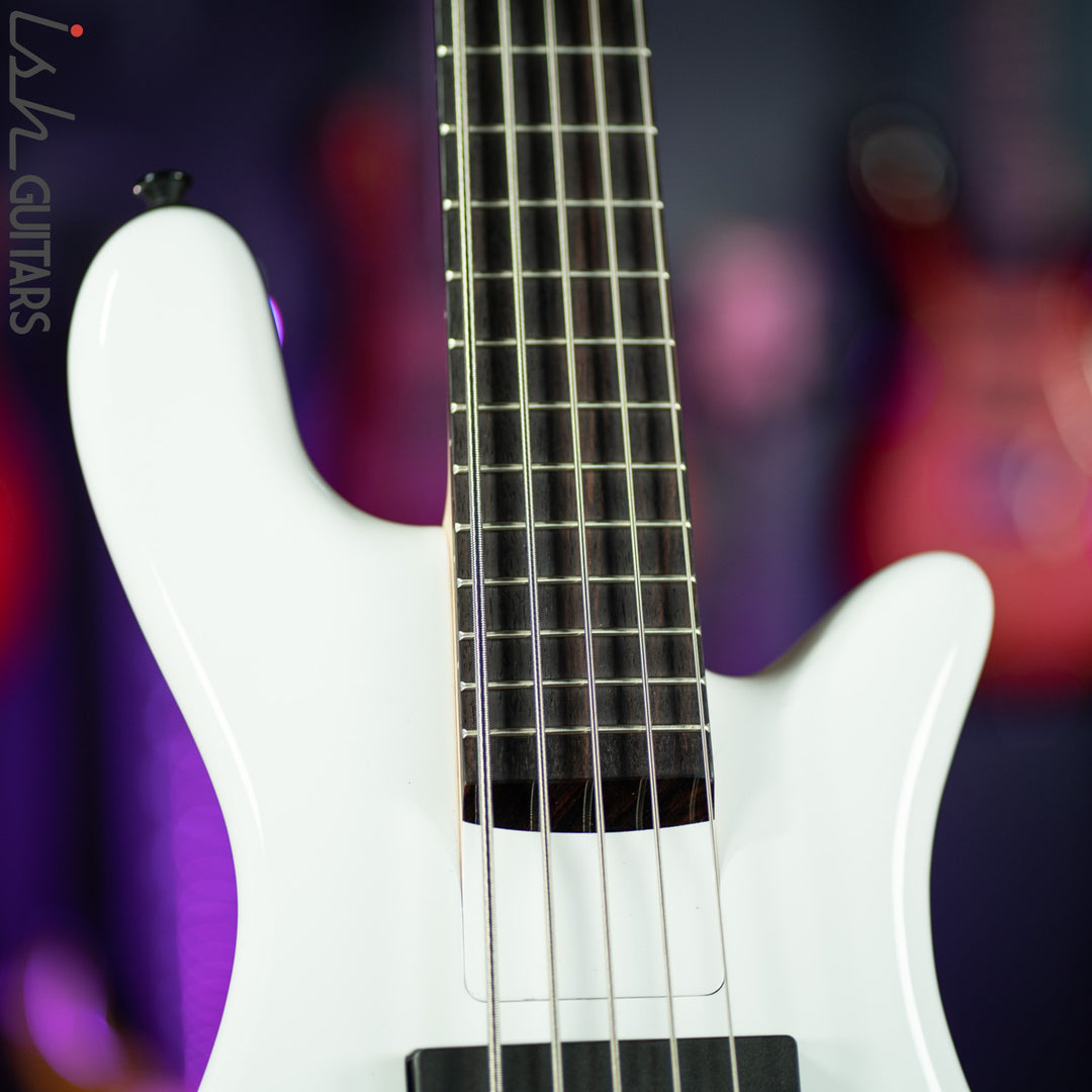 Spector Bantam 5 Short Scale Bass White Gloss Demo
