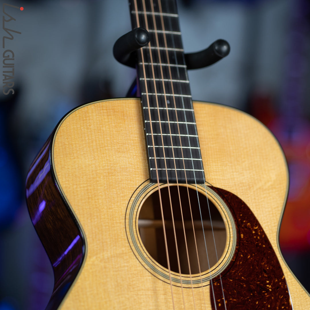 Martin 0-18 Acoustic Guitar Natural Gloss Sitka Spruce