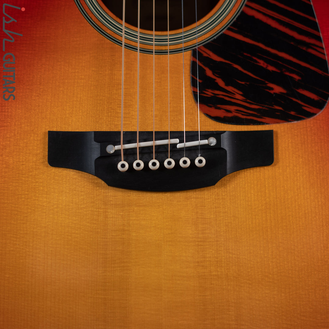 Takamine CP6SSDC Singlecut Dreadnought Gloss Cherry Sunburst Demo