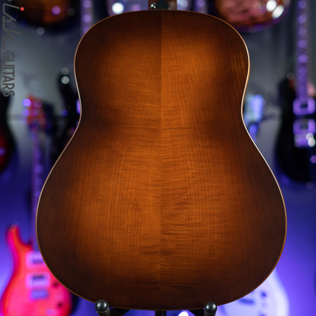 Taylor American Dream AD27e Flametop Acoustic-Electric Guitar