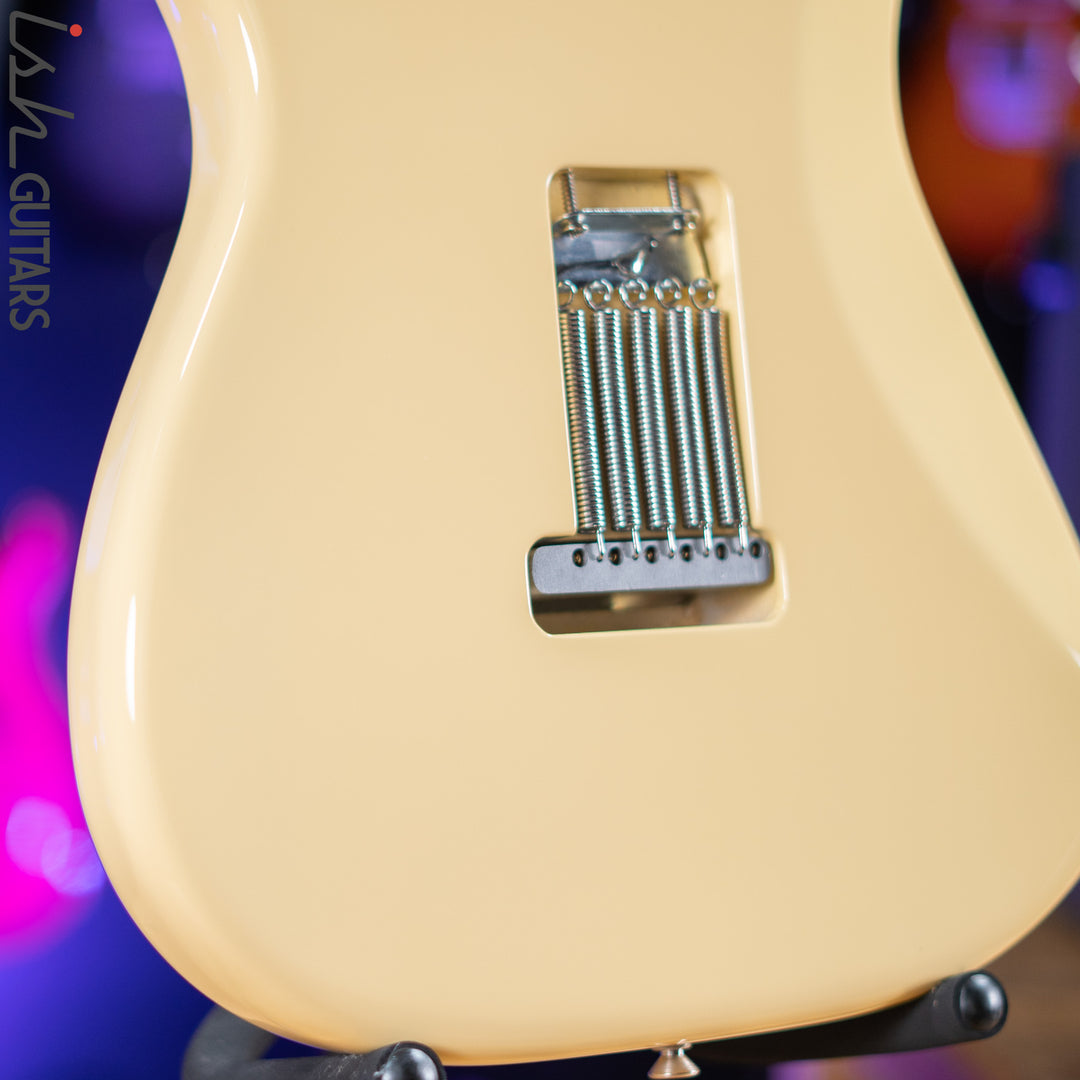 2018 Fender Eric Johnson Thinline Strat Vintage White