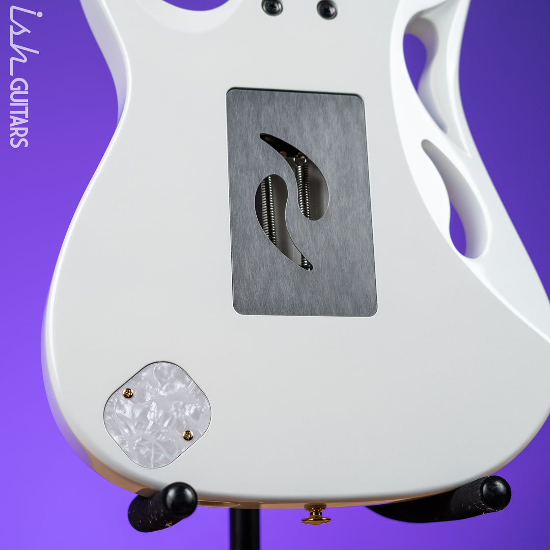 Ibanez PIA 3761 Steve Vai Signature Stallion White