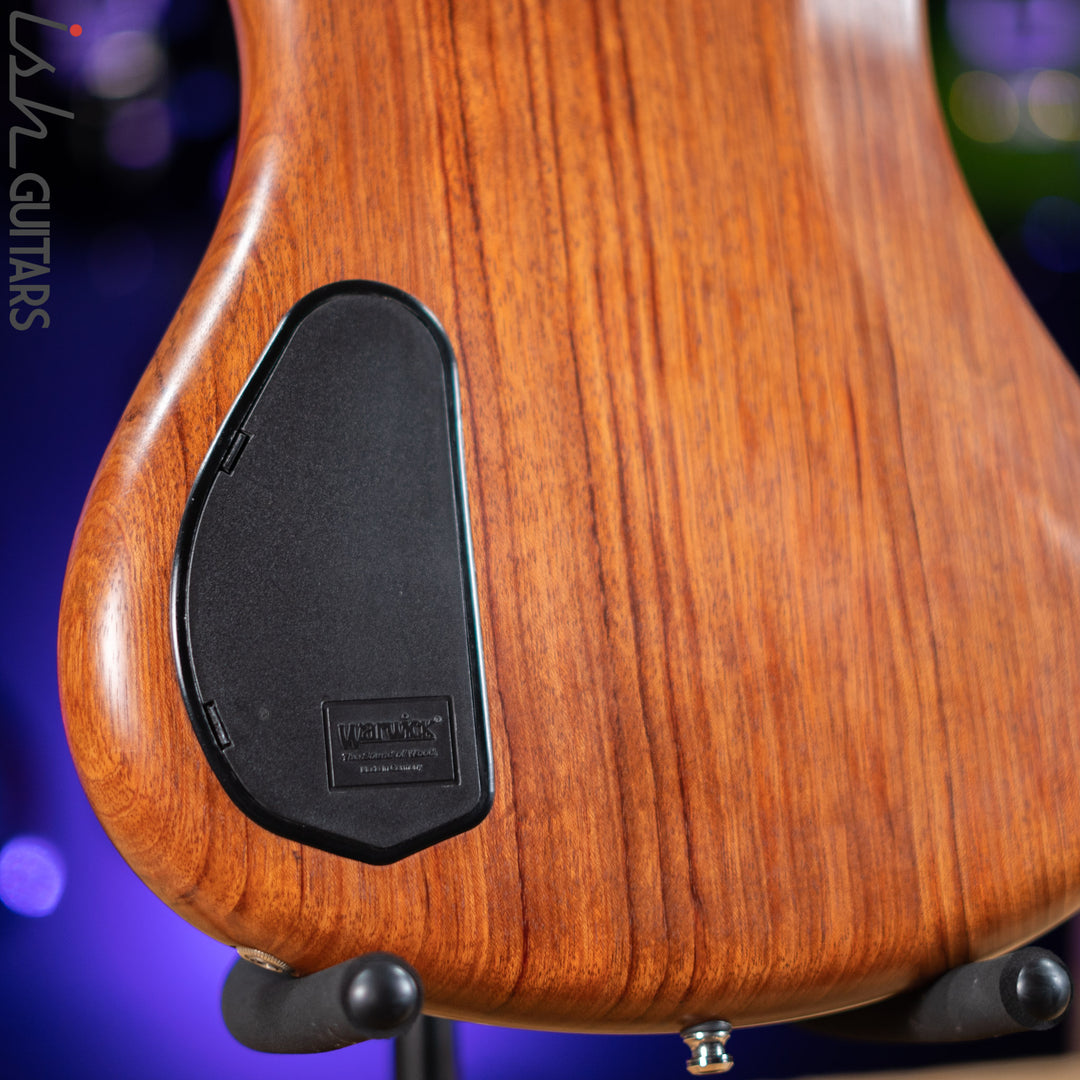 2004 Warwick Corvette Standard 4 Fretless Bass Natural