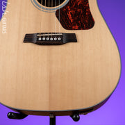 2016 Walden D550ce Acoustic-Electric Guitar Natural