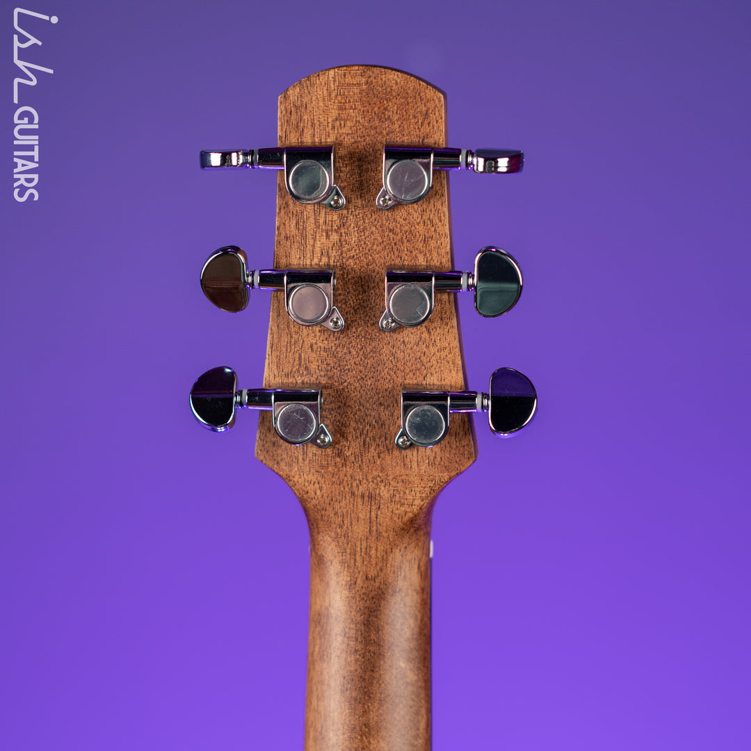 2016 Walden D550ce Acoustic-Electric Guitar Natural