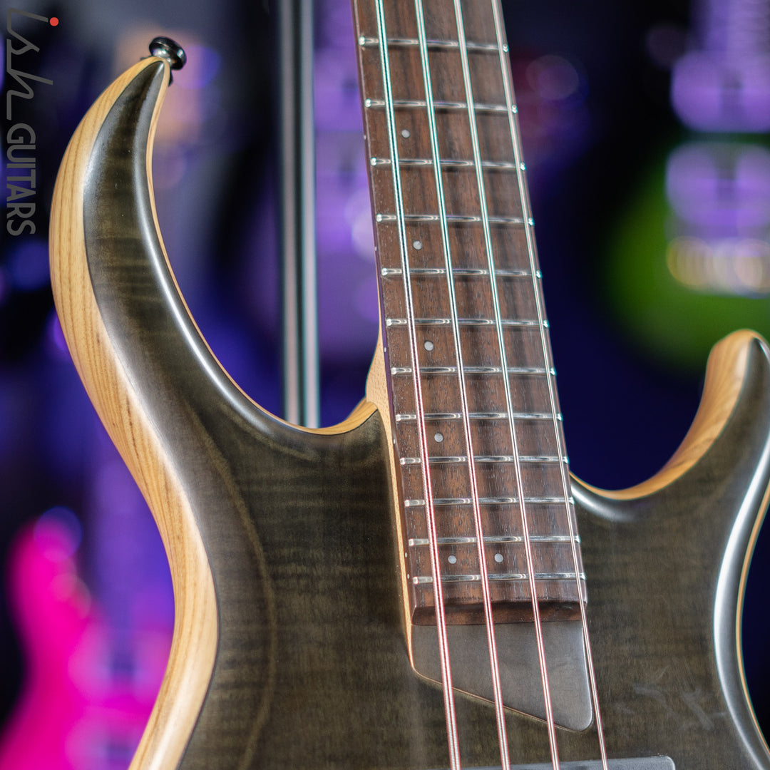 Sire Marcus Miller M7 4-String Bass