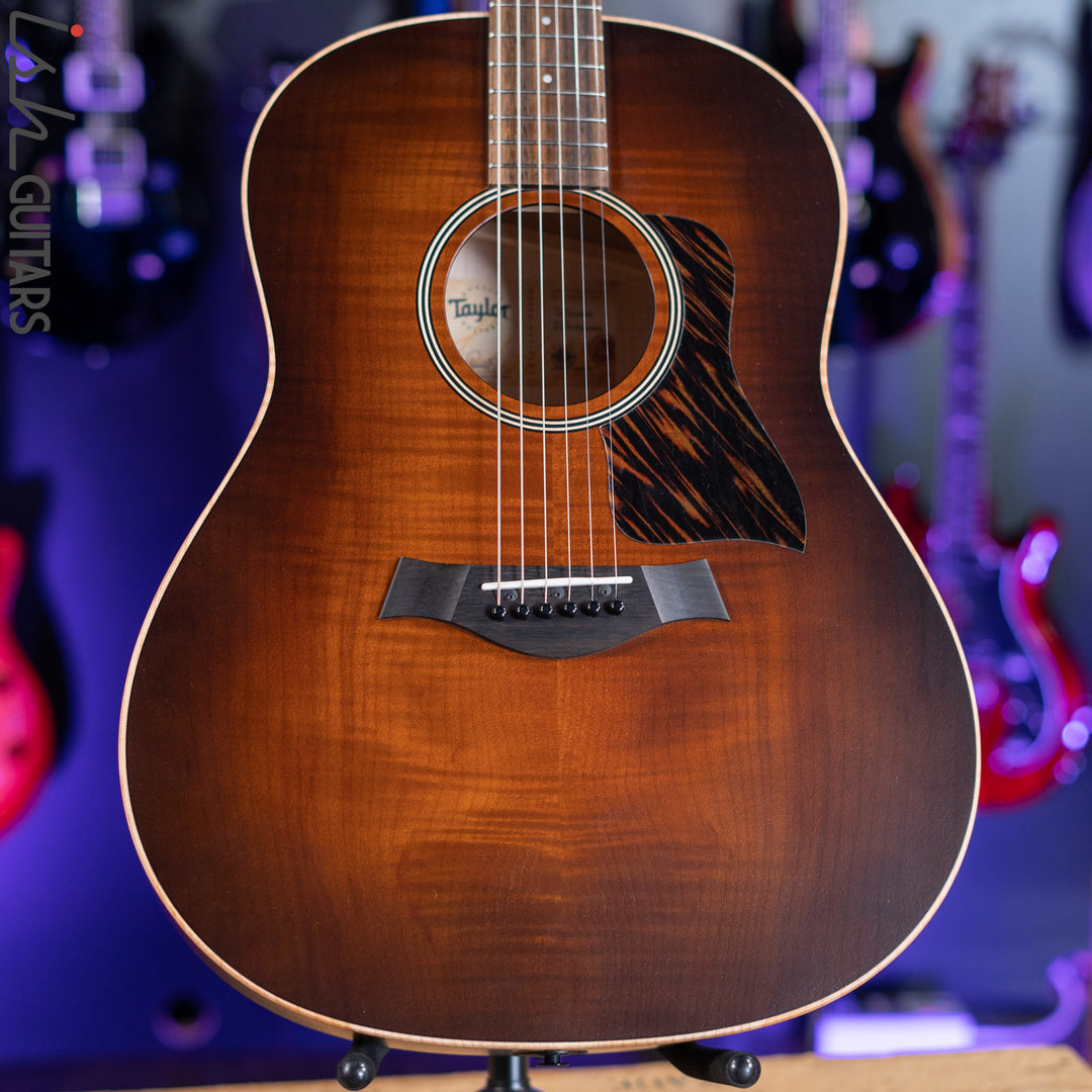 Taylor American Dream AD27e Flametop Acoustic-Electric Guitar