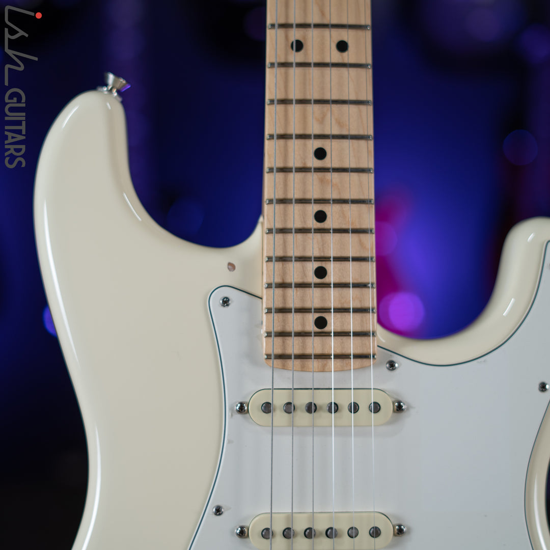2017 Fender American Standard Stratocaster Olympic White